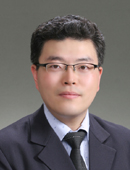 김윤환 교수 이미지